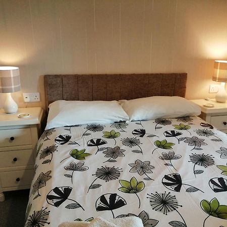Lion Hotel Llanbister ห้อง รูปภาพ