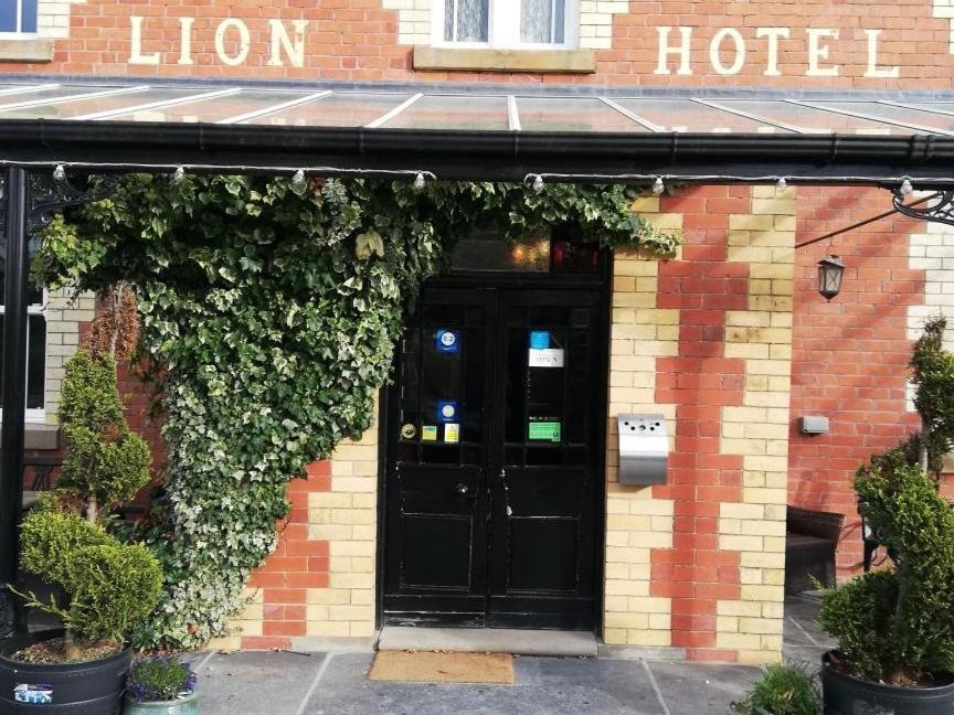Lion Hotel Llanbister ภายนอก รูปภาพ