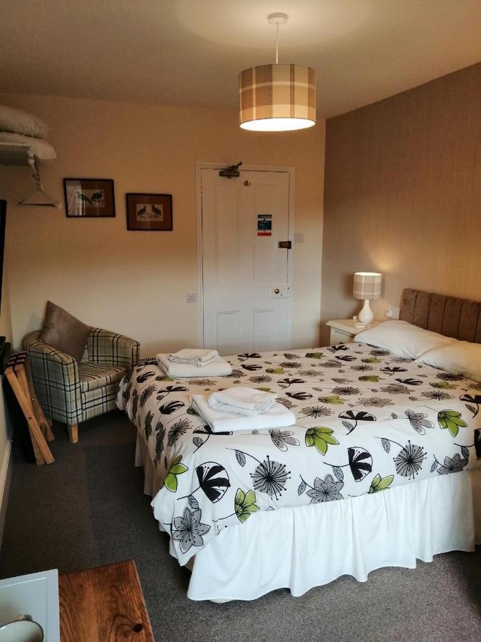 Lion Hotel Llanbister ภายนอก รูปภาพ